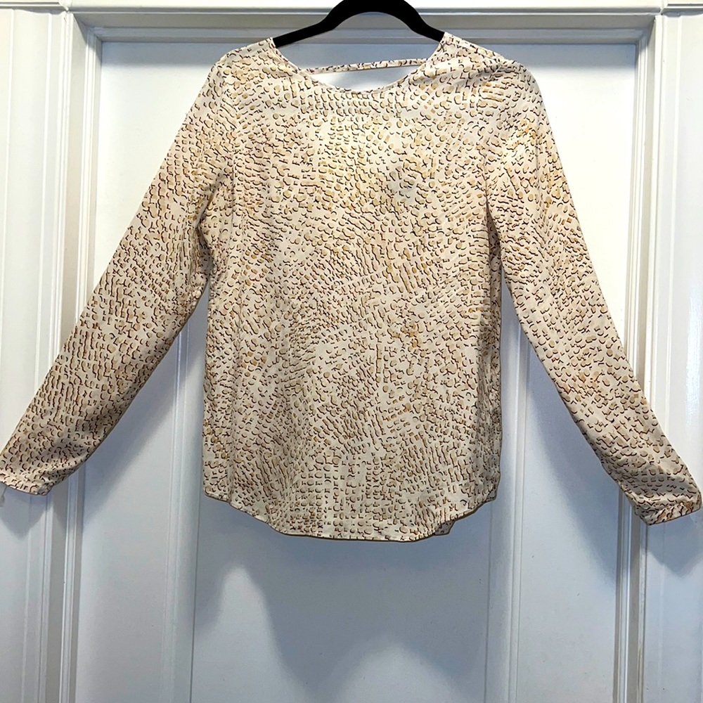 Womens WHBM Silk Size 6 White Blouse